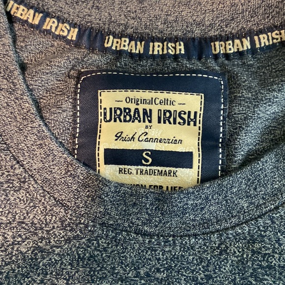 Urban Irish size small T-shirt - Picture 2 of 3